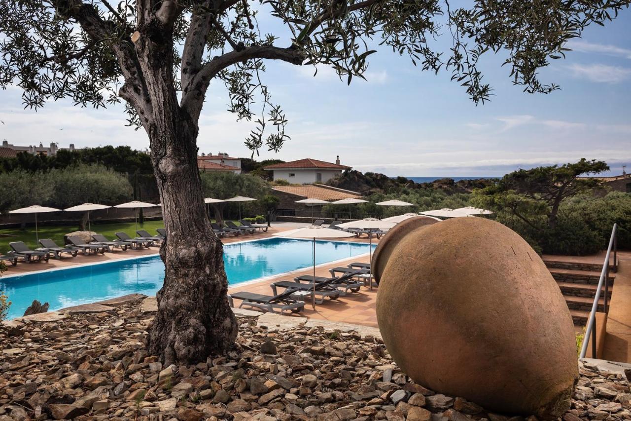 Hotel Sol Ixent - Adults Only Cadaques Luaran gambar